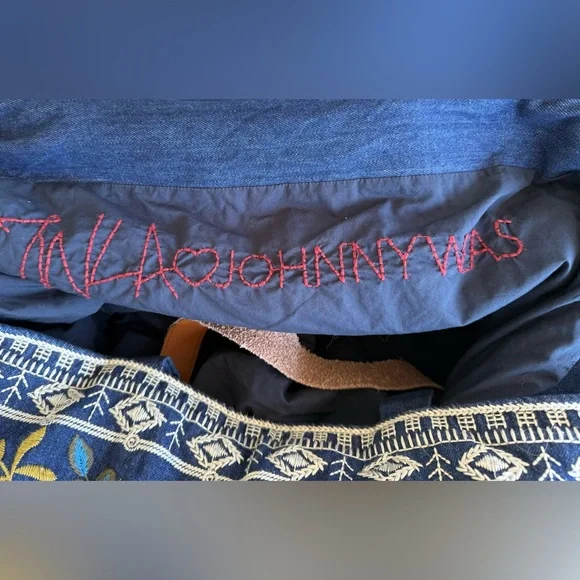 Johnny Was Blue Floral Embroidered Tote - Picture 4 of 6